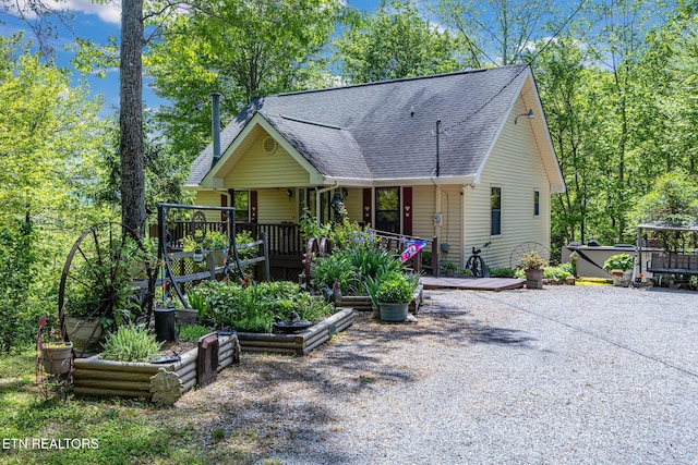 3132 Wears Overlook Ln, Sevierville, TN 37862 - view of front of house with roof with shingles and covered porch