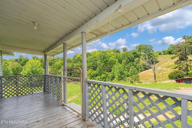 869 Poplar Grove Rd, Harrogate, TN 37752 - view of wooden terrace