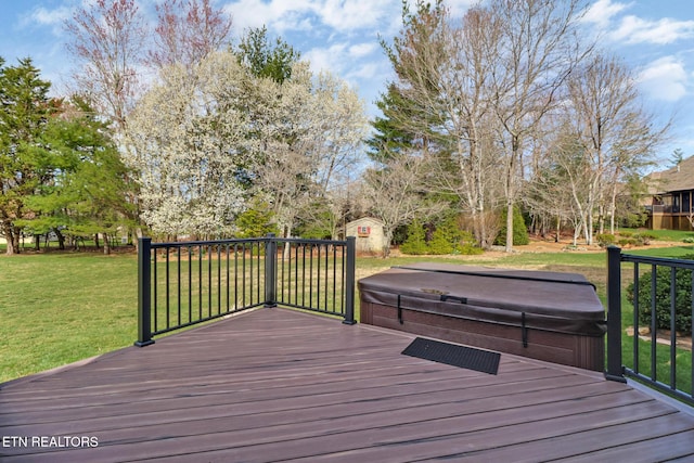 18 Inwood Dr, Fairfield Glade, TN 38558 - deck with a hot tub and a yard