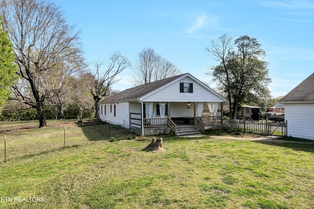 1533 Middlesettlements Rd, Maryville, TN 37801 - view of front of home with a front yard, fence, and covered porch