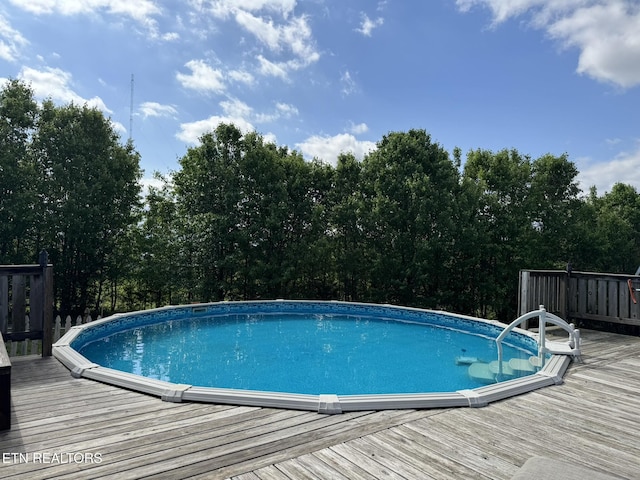 1533 Middlesettlements Rd, Maryville, TN 37801 - outdoor pool with a deck