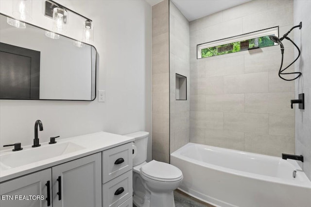 520 Ridge Rd, Caryville, TN 37714 - full bath with toilet, vanity, shower / tub combination, and wood finished floors
