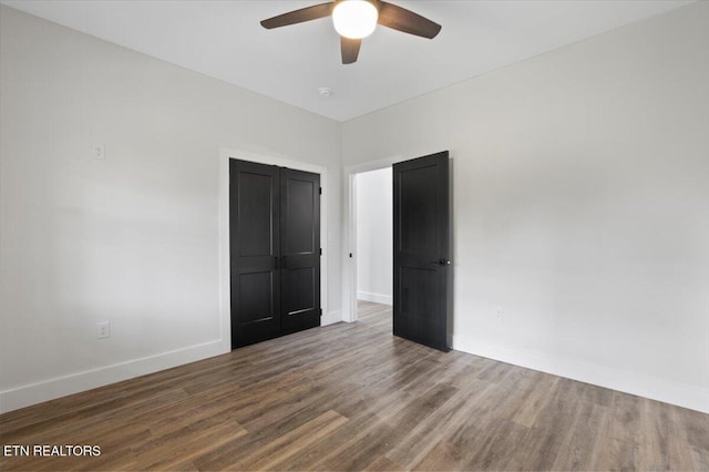 520 Ridge Rd, Caryville, TN 37714 - empty room featuring baseboards, wood finished floors, and a ceiling fan