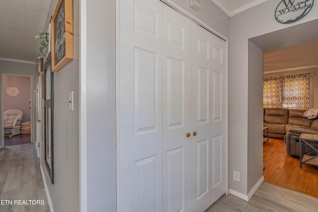 275 White Oak Rd, Oakdale, TN 37829 - hall featuring baseboards, ornamental molding, and light wood finished floors