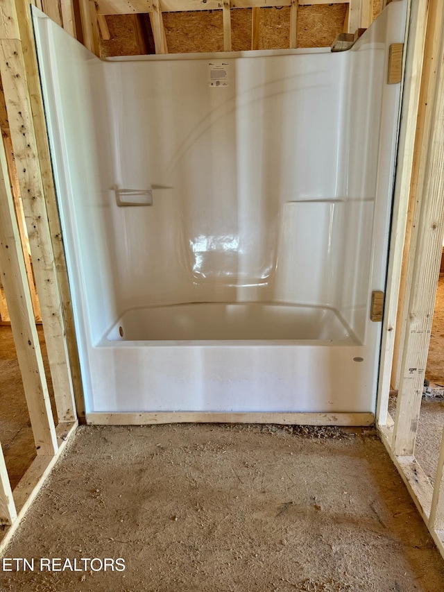 view of full bath