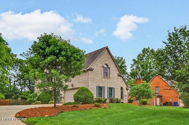 105 W Melbourne Rd, Oak Ridge, TN 37830 - view of front facade featuring brick siding