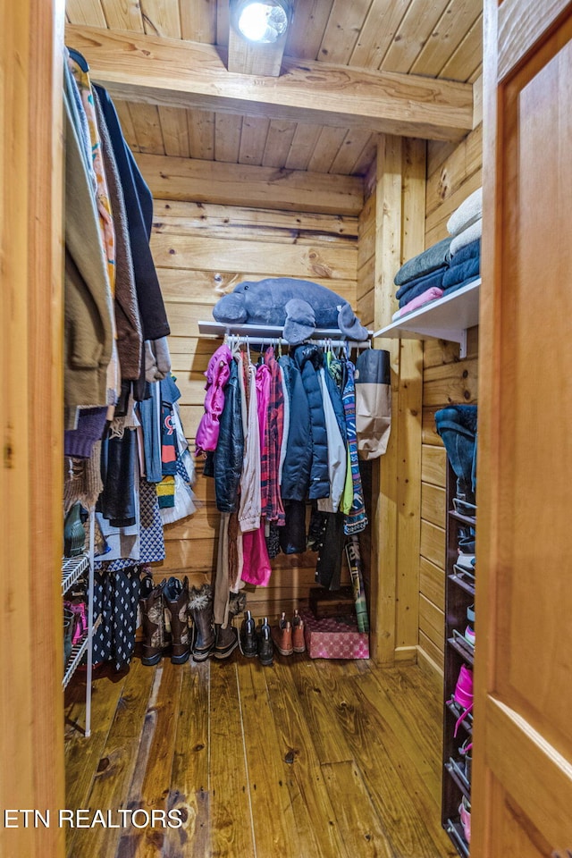 1730 Ridge Ct, Walland, TN 37886 - spacious closet featuring hardwood / wood-style floors and beamed ceiling