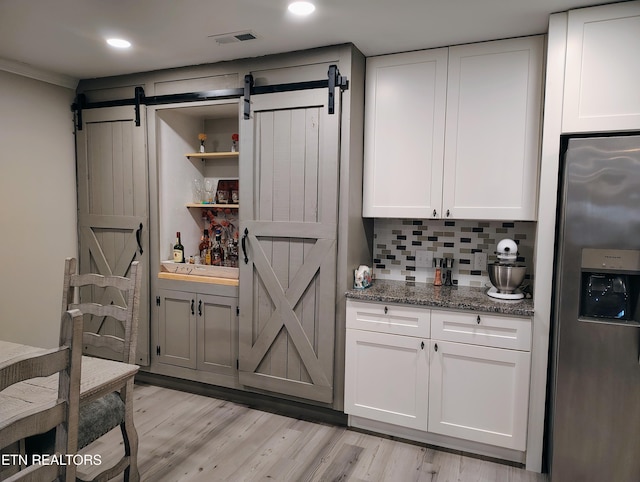 pantry with visible vents