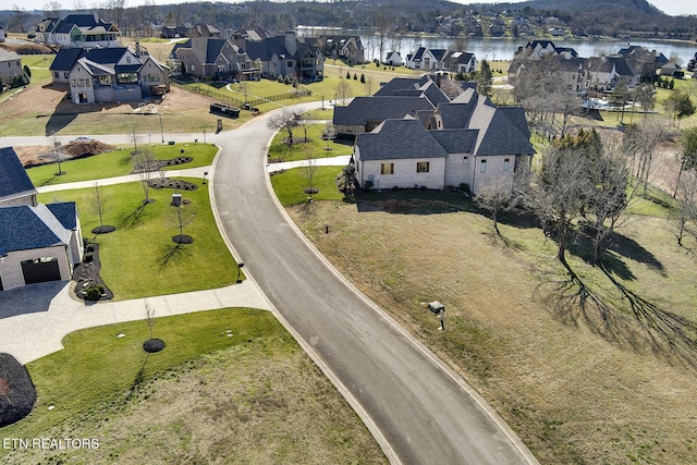 272 Edgewater Way, Lenoir City, TN 37772