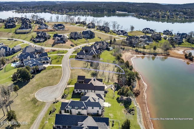 272 Edgewater Way, Lenoir City, TN 37772