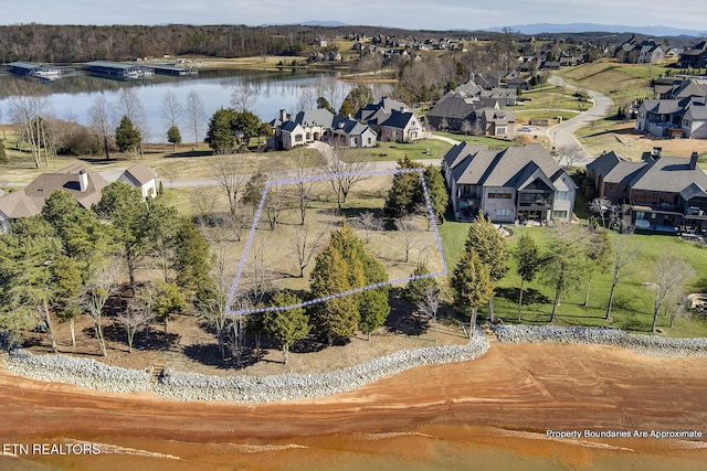 272 Edgewater Way, Lenoir City, TN 37772