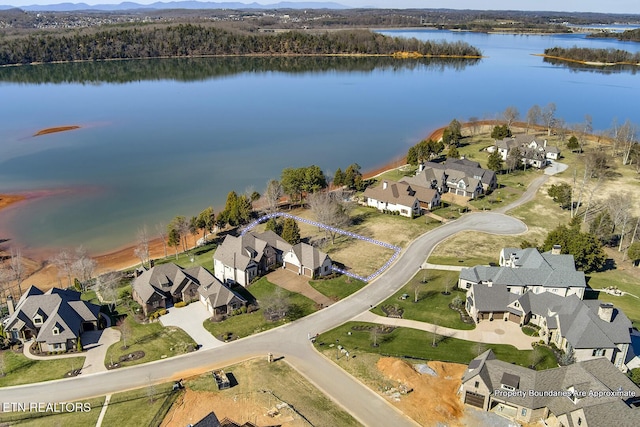 272 Edgewater Way, Lenoir City, TN 37772