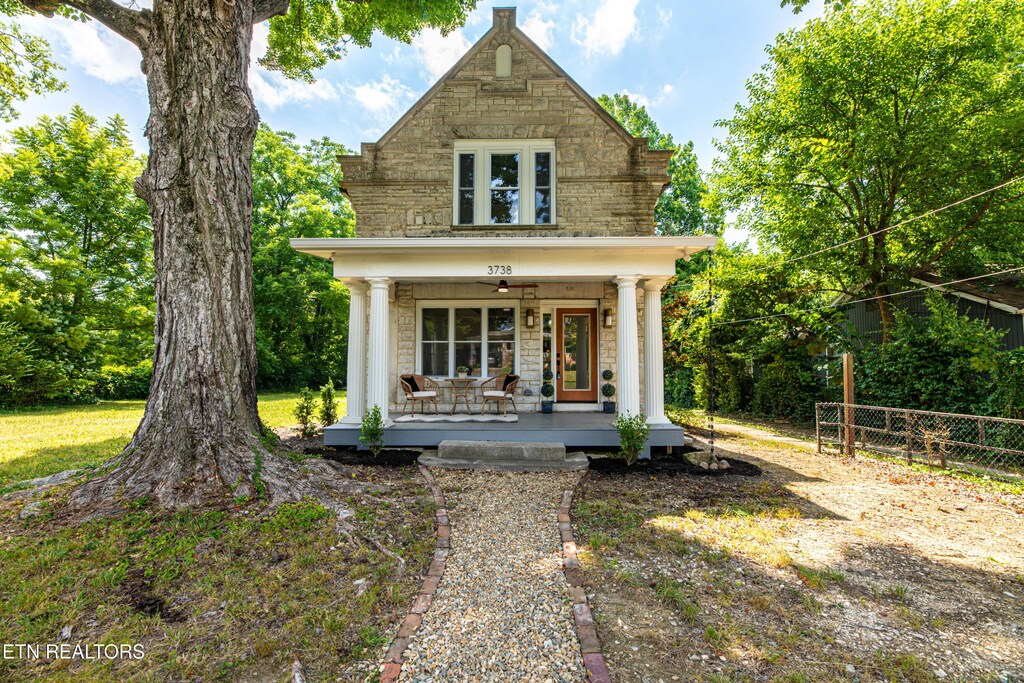 3738 Speedway Cir, Knoxville, TN 37914 - photo 1