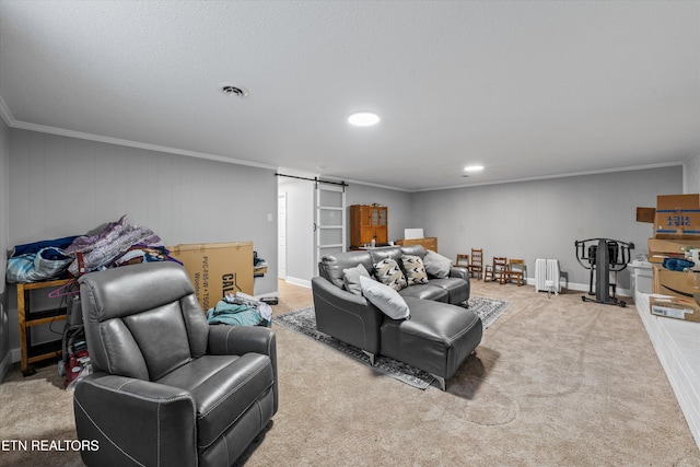 living area featuring a barn door, crown molding, carpet, visible vents, and recessed lighting