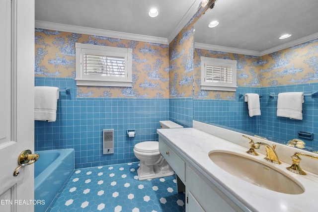 212 Douglas Ave, Sweetwater, TN 37874 - full bath featuring wainscoting, wallpapered walls, and toilet