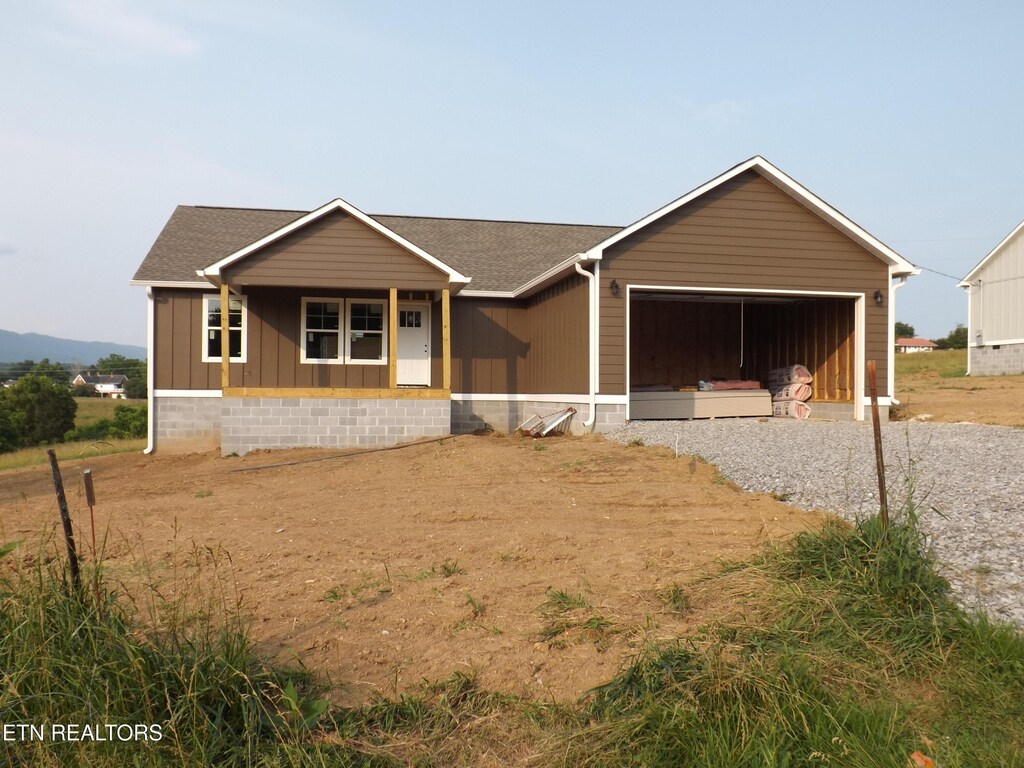 152 Nevils St, Harrogate, TN 37752 - photo 1