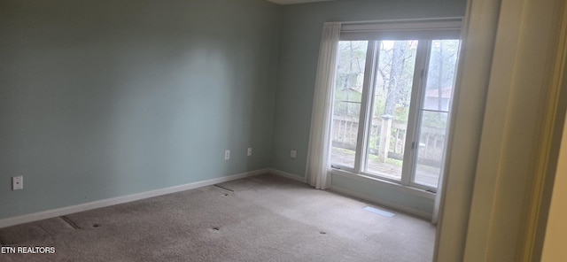 139 Fairhaven Dr, Crossville, TN 38558 - unfurnished room featuring light carpet and baseboards