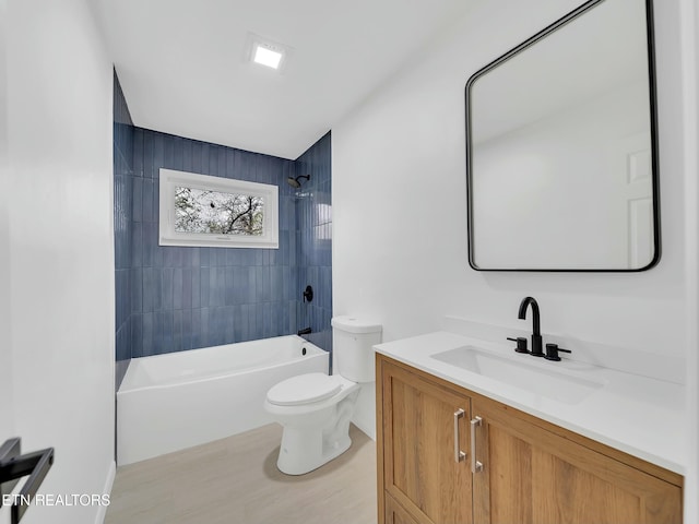 2249 Knollcrest Ln, Knoxville, TN 37920 - full bathroom with toilet, vanity, and shower / bathing tub combination