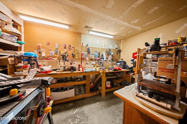 12 Wessex Ct, Crossville, TN 38558 - misc room featuring a workshop area and concrete floors