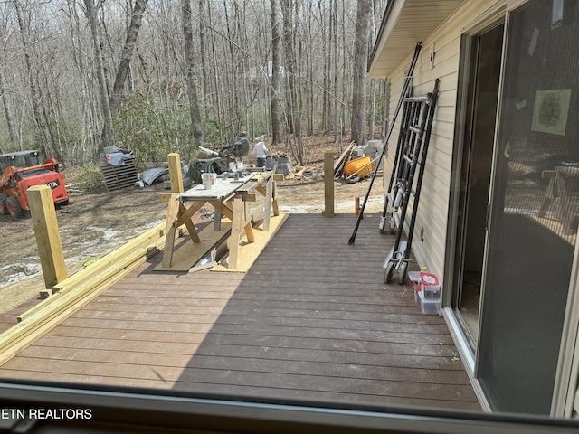 10 T Pl, Monterey, TN 38574 - wooden deck with outdoor dining space