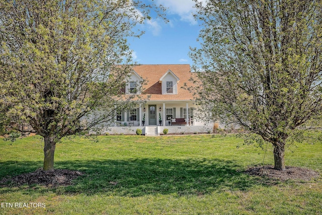 1798 Pearl Ave, Cookeville, TN 38506 - cape cod house with a porch and a front yard