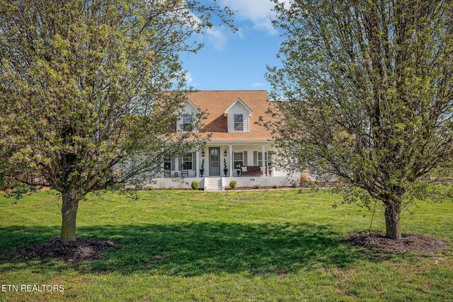 1798 Pearl Ave, Cookeville, TN 38506 - new england style home with covered porch and a front lawn