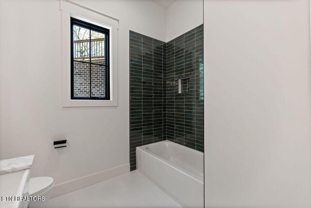 788 Blackberry Ridge Rd, Lenoir City, TN 37772 - full bathroom featuring baseboards, shower / bathing tub combination, and toilet