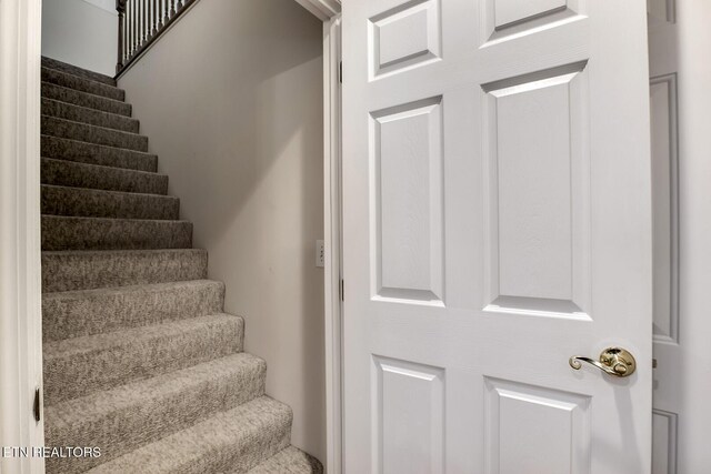 309 Saligugi Ln, Loudon, TN 37774 - photo 32