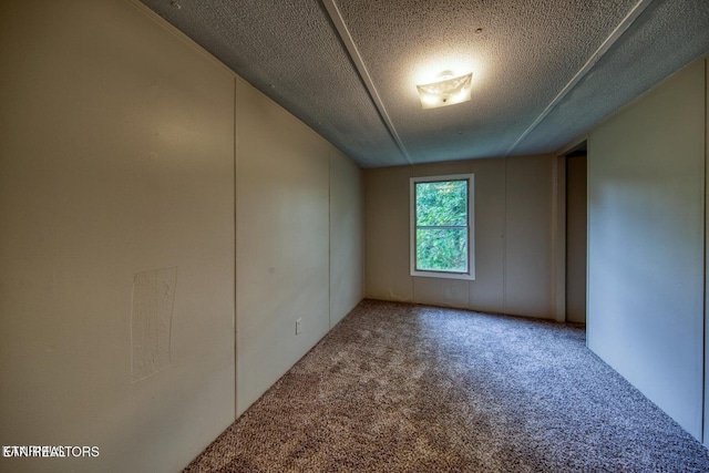 350 Kagley Dr, Lenoir City, TN 37771 - unfurnished room with carpet floors and a textured ceiling