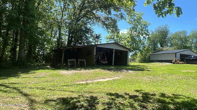 798 Lawson Rd, Crossville, TN 38571 - view of pole building with a lawn