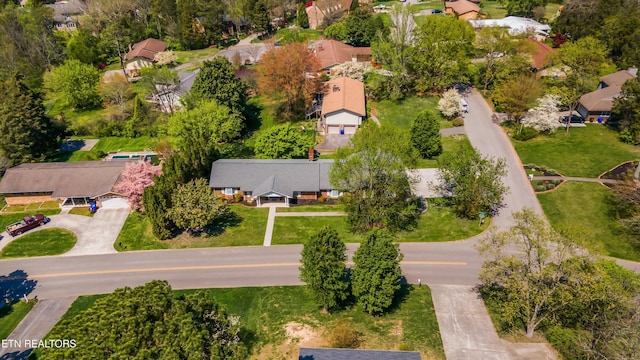 230 Briarcliff Ave, Oak Ridge, TN 37830 - drone / aerial view with a residential view