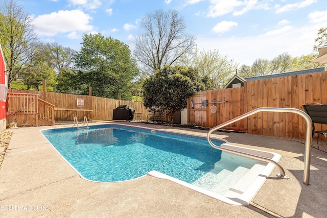 2214 Lincoln St, Knoxville, TN 37920 - view of pool with a fenced in pool, a patio area, and a fenced backyard