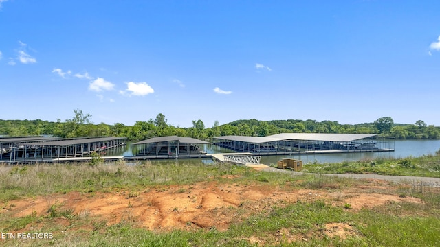 5252 Old Club Rd, Loudon, TN 37774