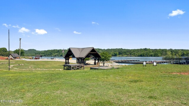 5252 Old Club Rd, Loudon, TN 37774