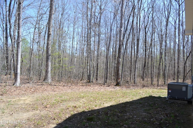 1382 Pilgrim Dr, Grimsley, TN 38565 - view of yard with a view of trees