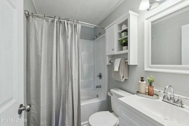 bathroom with shower / bath combo with shower curtain, vanity, and toilet