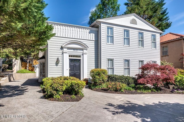 3835 SW Keowee Ave, Knoxville, TN 37919 - view of greek revival inspired property