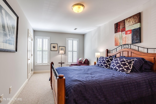 3835 SW Keowee Ave, Knoxville, TN 37919 - carpeted bedroom featuring visible vents and baseboards