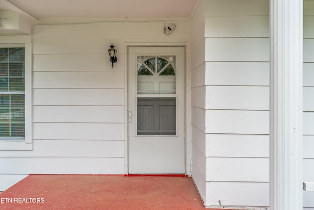 view of property entrance