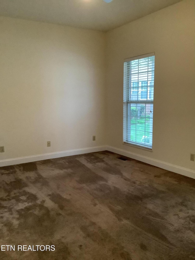 11608 San Martin Ln, Knoxville, TN 37934 - spare room with carpet flooring and baseboards