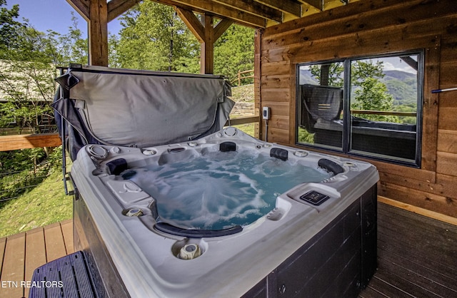 3505 Mountain Tyme Way, Sevierville, TN 37862 - wooden terrace featuring a hot tub