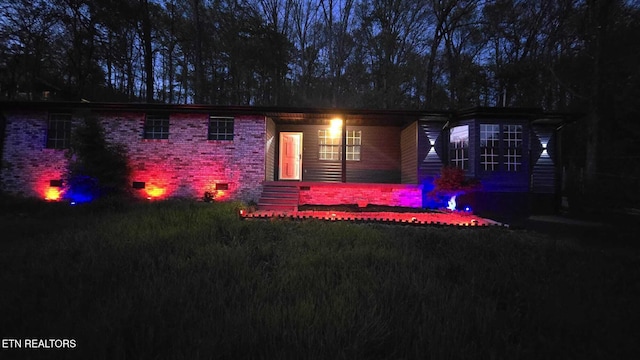 101 Old Vasper Rd, Caryville, TN 37714 - ranch-style home with crawl space
