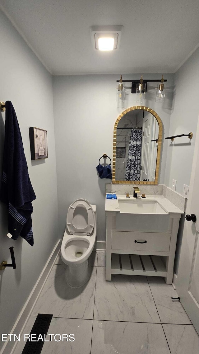 101 Old Vasper Rd, Caryville, TN 37714 - full bath with vanity, baseboards, a shower with curtain, toilet, and marble finish floor
