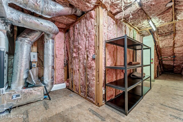 10033 Autumn Valley Ln, Knoxville, TN 37922 - view of attic