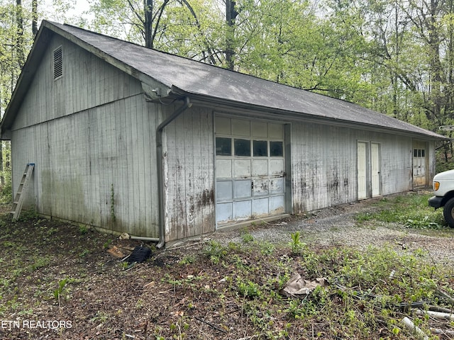 view of outbuilding featuring an outdoor structure