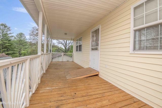 211 Peanut Ln, New Tazewell, TN 37825 - view of wooden deck