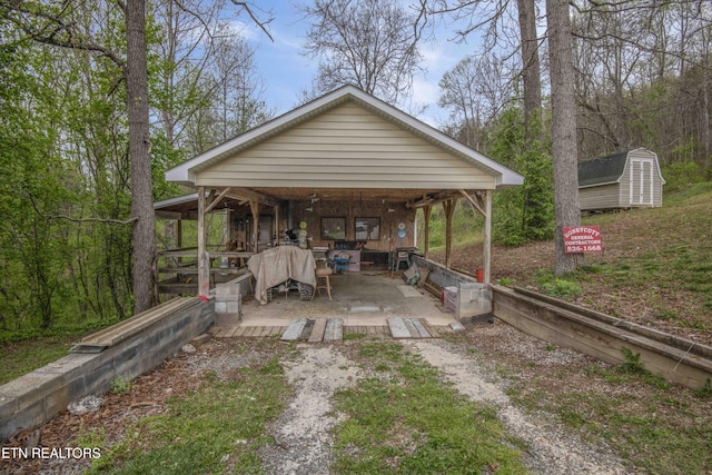 211 Peanut Ln, New Tazewell, TN 37825 - view of shed