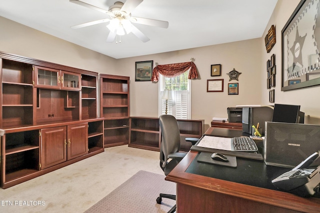 10 Claremont Cir, Fairfield Glade, TN 38558 - office space with light colored carpet and ceiling fan
