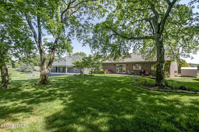 212 Tooweka Ln, Loudon, TN 37774 - view of green lawn