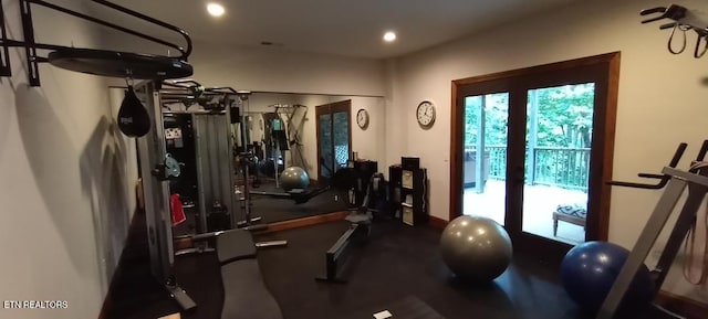 workout area with recessed lighting